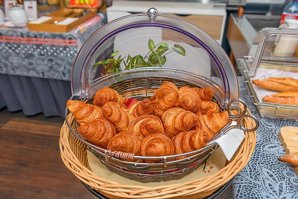 Hotel Des Alpes Bulle Center 외부 사진