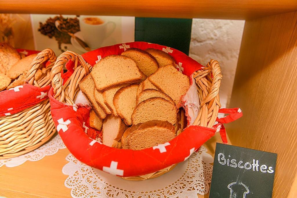 Hotel Des Alpes Bulle Center 외부 사진